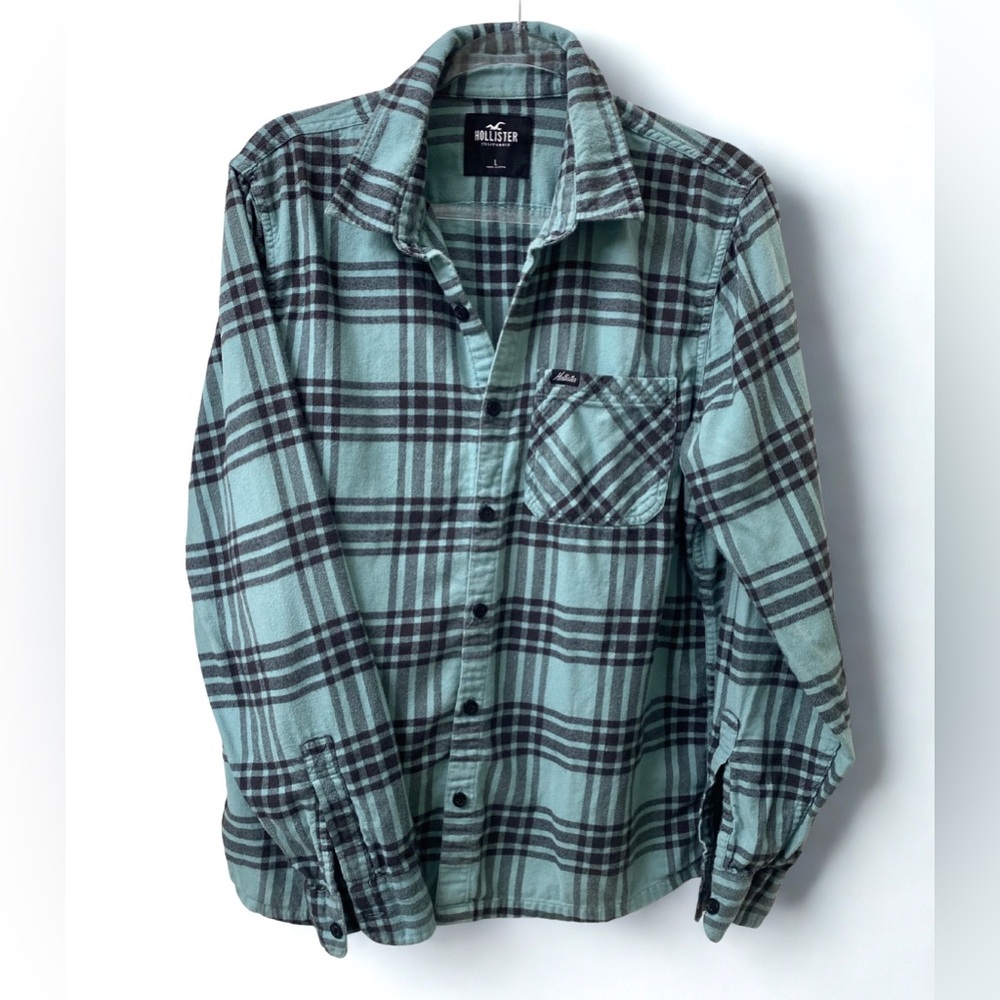 Men's Hollister Button Down Flannel Size Large